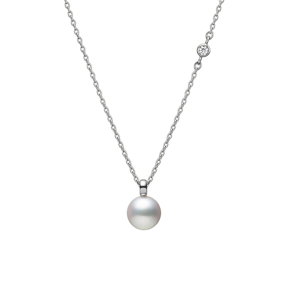 Mikimoto 18K White Gold Necklace with 1 Round Akoya Pearl A+ 7mm & 1 Round Diamond 0.02 Cts F-G VS 16/18
